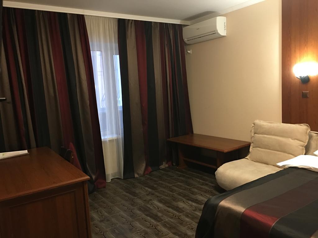 Alexandra Apartments Kiev Esterno foto